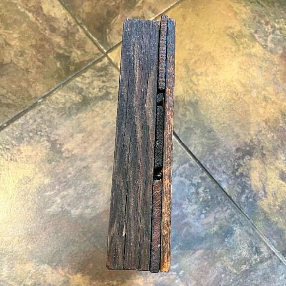 Vintage Willmantic Thread Wooden Victorian Girl AD - Picture 5 of 9